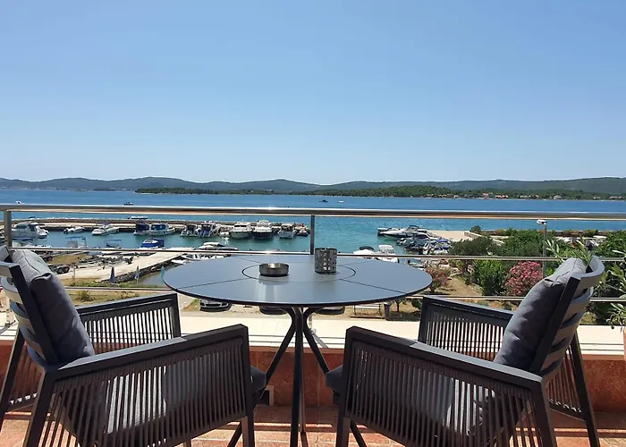 Seafront Oliva Villa Turanj