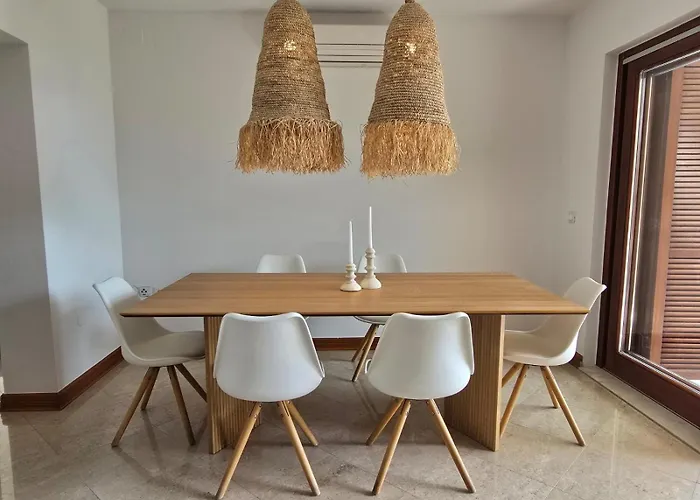 Seafront Oliva توراني