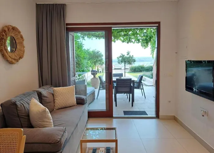 Seafront Oliva فيلة توراني