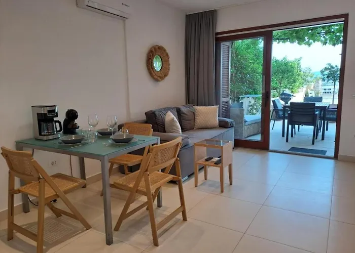 Villa Seafront Oliva