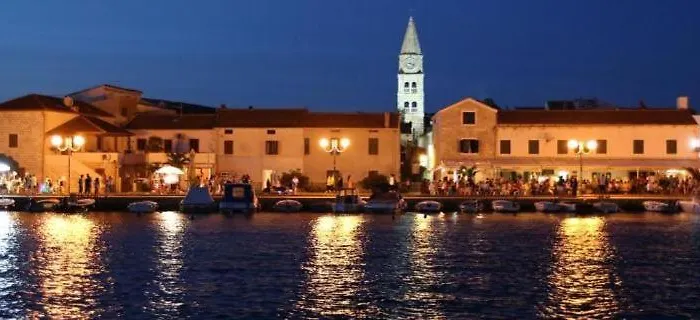 Seafront Oliva فيلة