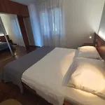 Seafront Oliva Villa Turanj