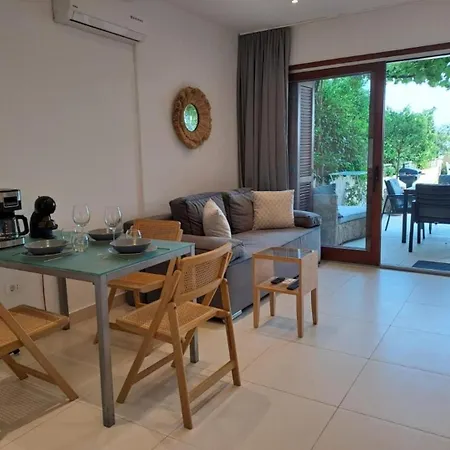 Villa Seafront Oliva