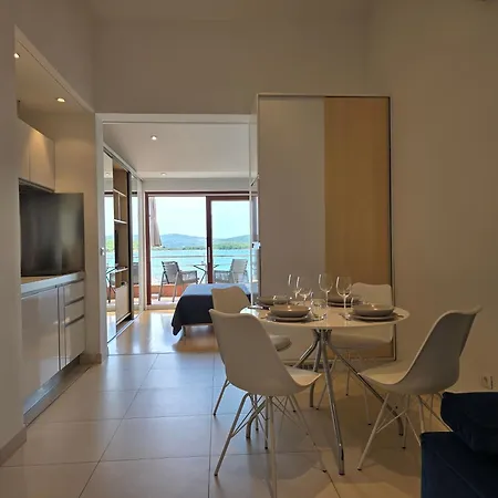 Villa Seafront Oliva Turanj