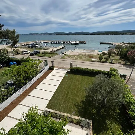 Seafront Oliva Villa *