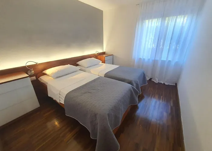 Seafront Oliva * Турань