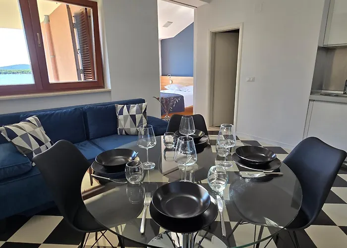 Seafront Oliva Вилла